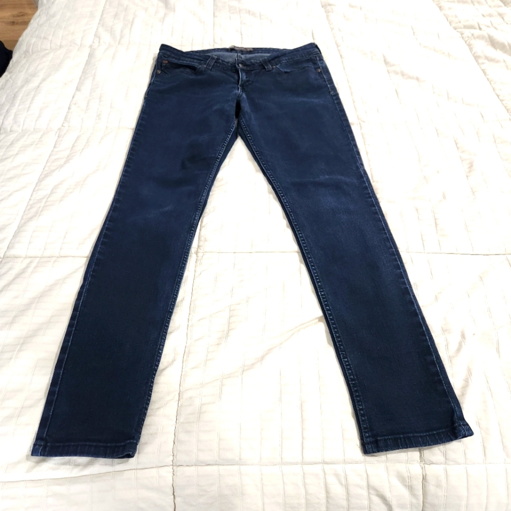 Levi's Demi Curve jeans
